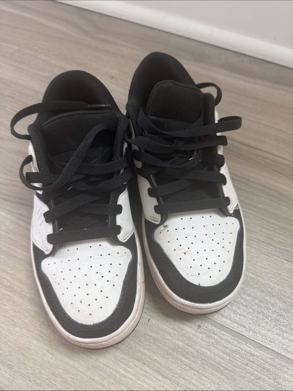 Jordan Kids Black and White Low-Top Sneakers